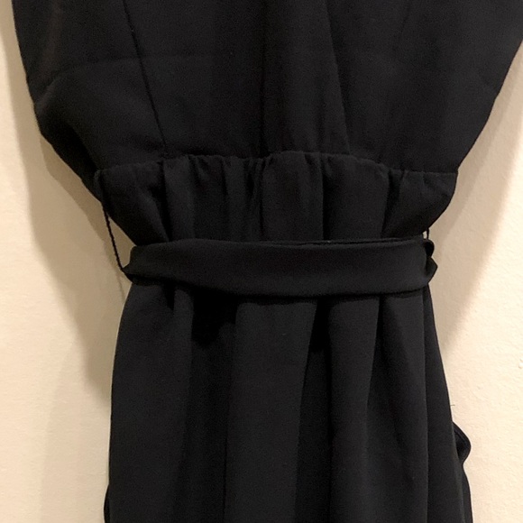Express Deep V Neck Romper Black - Picture 7 of 15